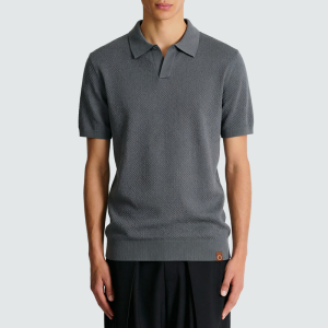 High-quality fine-knit short-sleeved polo shirt